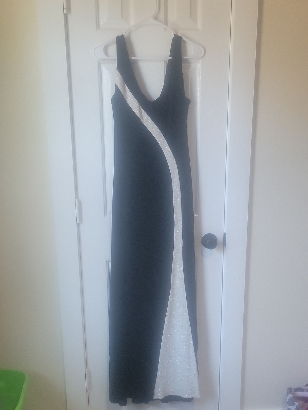 Blondie Nites Black Velvet Evening Gown with Silver Accent NWOT